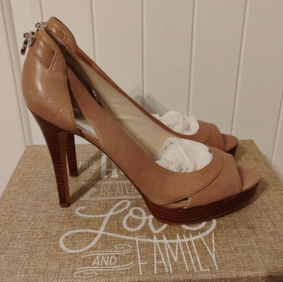 Michael kors Women's Hamilton Open Toe Heels Tan Sz-11M - Picture 2 of 15